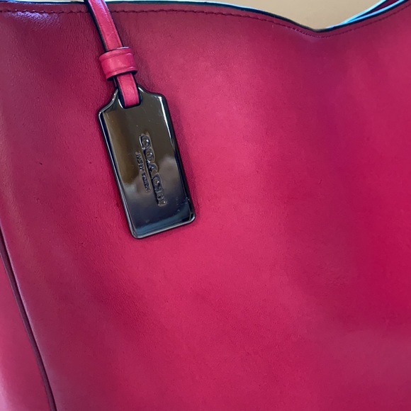 Coach Handbag - Picture 4 of 8